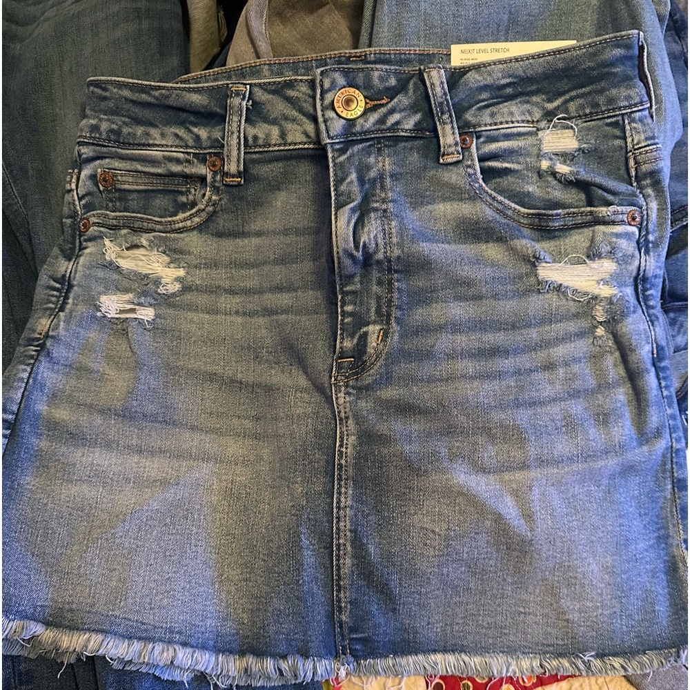 AMERICAN EAGLE AE JEAN SKIRT SIZE 8 NWT